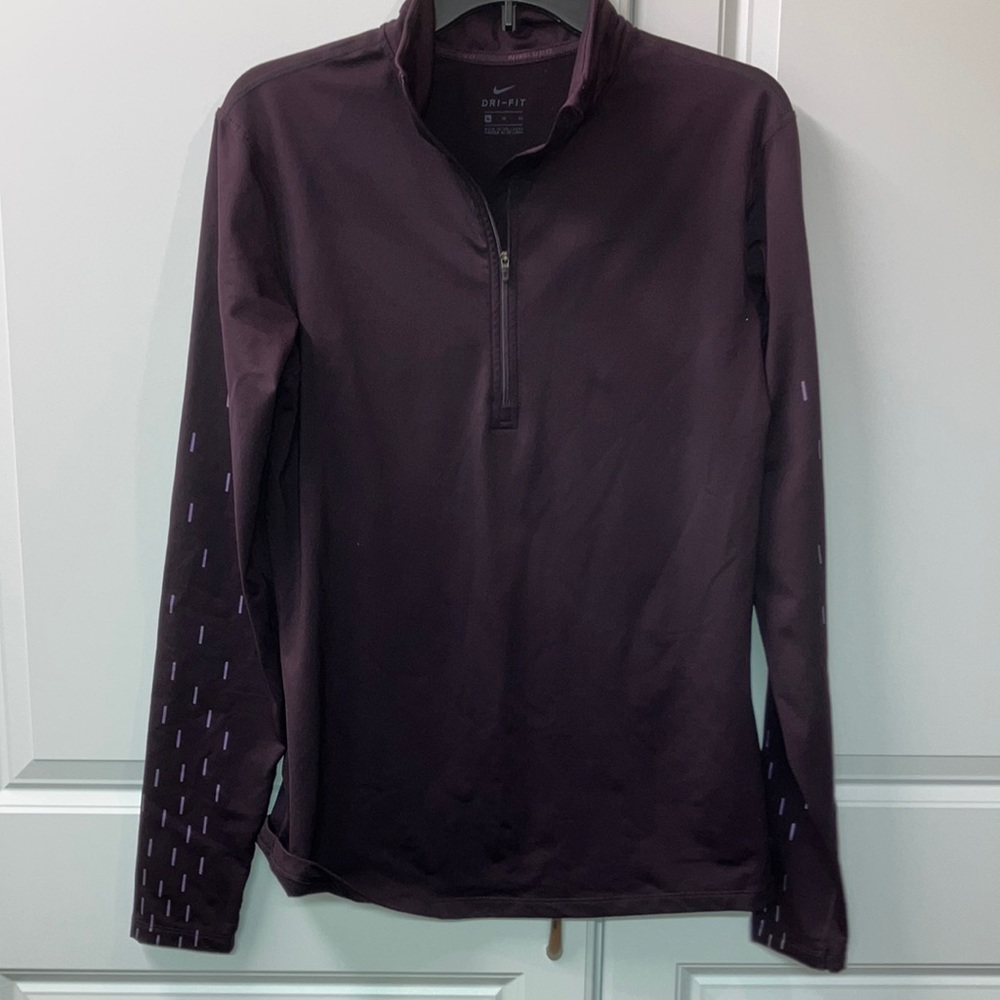 Gently Worn - Women’s Nike Dri-Fit Top